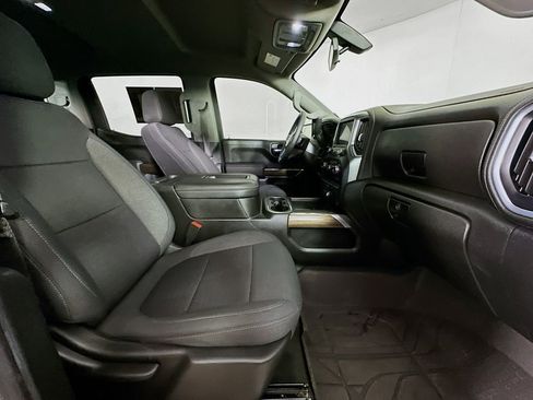 Used 2022 Chevrolet Silverado 1500 LT Trail Boss image 11
