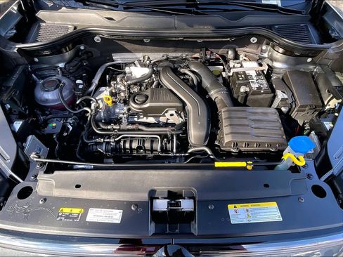 New 2026 Volkswagen Taos SEL image 16