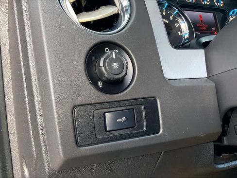 Used 2014 Ford F150 XLT w/ Equipment Group 302A Luxury RWD image 28