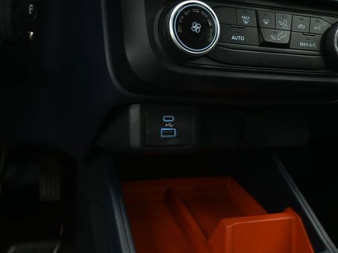 Certified 2022 Ford Maverick XLT w/ Equipment Group 300A Standard image 17