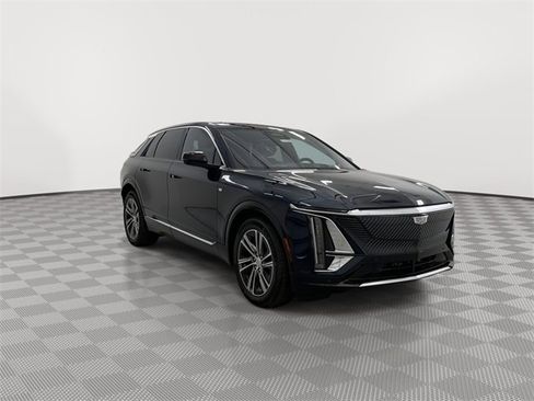 New 2026 Cadillac Lyriq Premium Luxury image 13