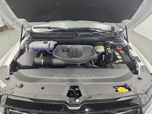 New 2025 RAM 1500 Big Horn image 38