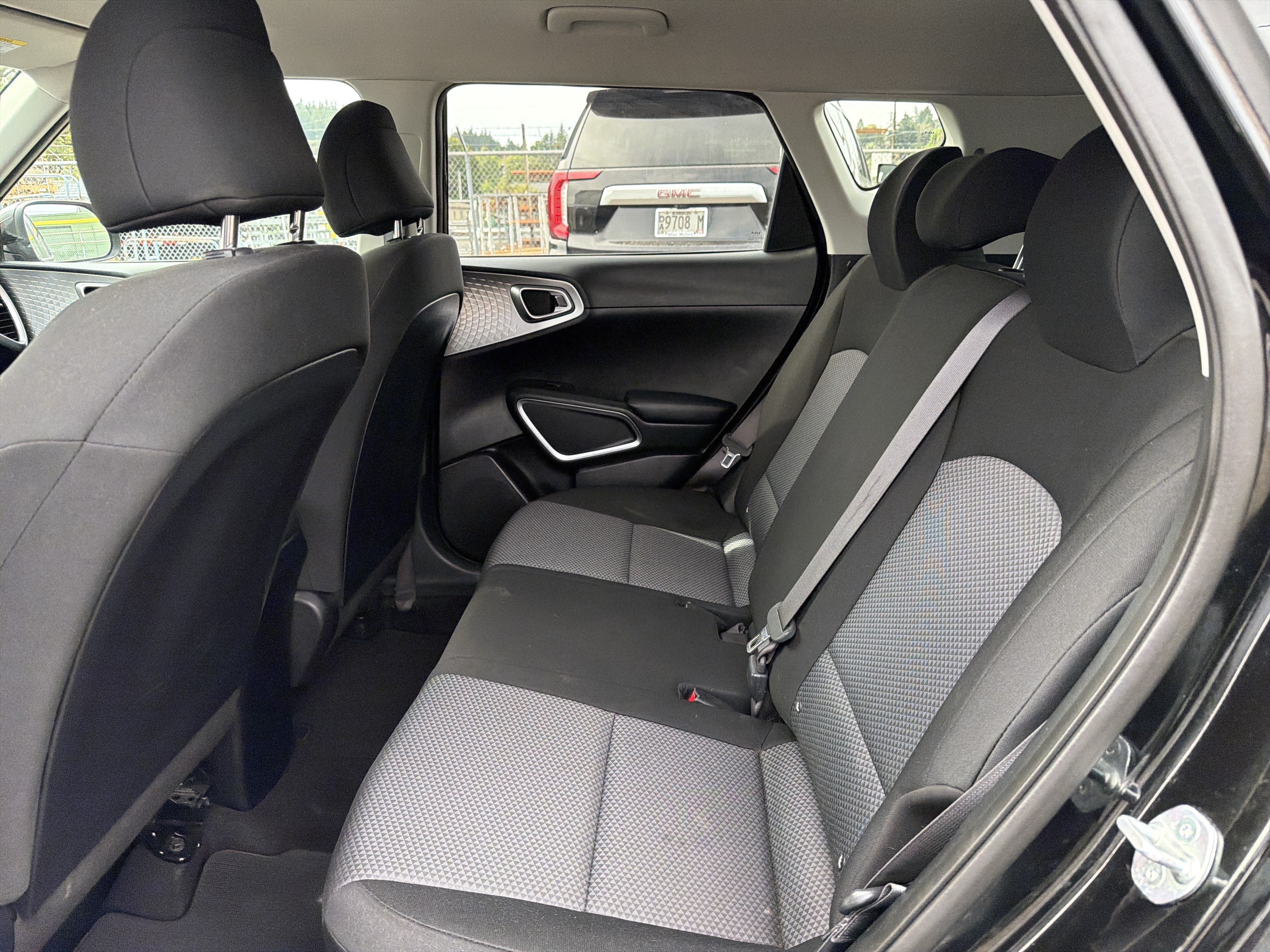 Used 2023 Kia Soul LX FWD image 10