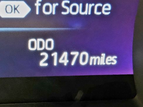 Used 2023 Toyota Camry XSE image 10