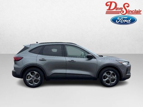 Used 2025 Ford Escape ST-Line FWD image 5