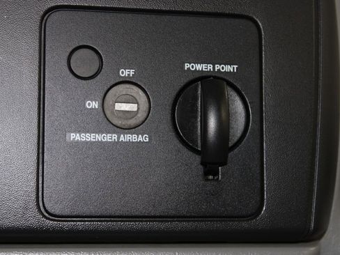 Used 2006 Ford F350 XL RWD image 38