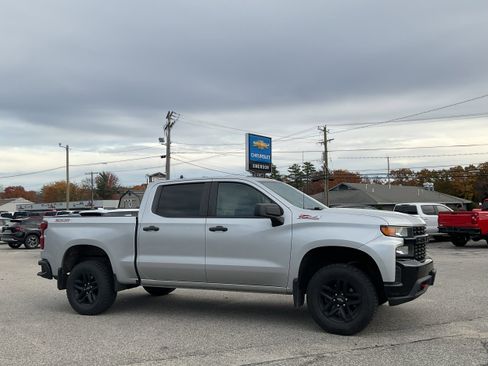 Used 2020 Chevrolet Silverado 1500 Custom Trail Boss w/ Custom Convenience Package image 3