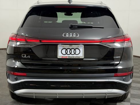 Used 2023 Audi Q4 e-tron Premium w/ Convenience Package AWD/4WD image 10