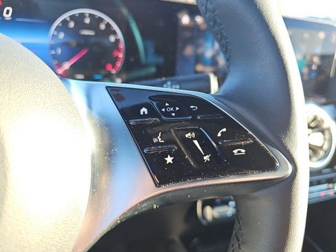 Certified 2025 Mercedes-Benz GLA 250 4MATIC image 24