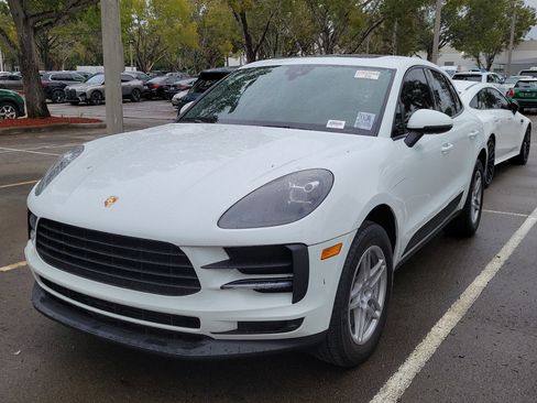 Used 2019 Porsche Macan Base image 3