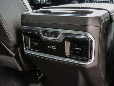 Used 2023 GMC Sierra 1500 SLT w/ SLT Convenience Package image 22