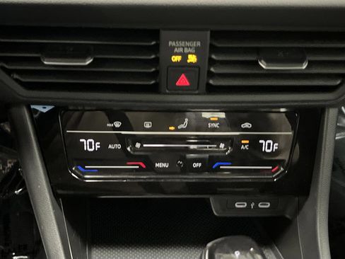 Used 2025 Volkswagen Jetta S image 17