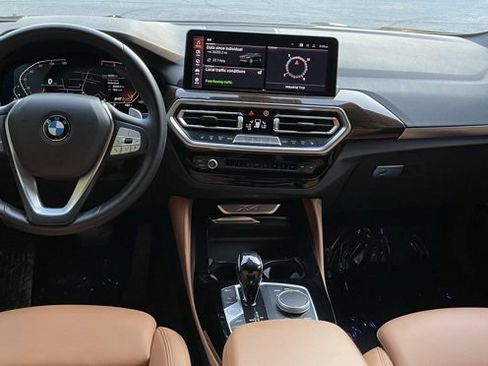 Used 2023 BMW X4 xDrive30i w/ Convenience Package image 17