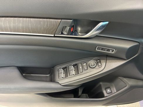 Used 2018 Honda Accord EX-L image 19