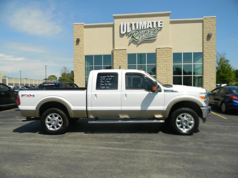 Used 2011 Ford F250 Lariat w/ Lariat Interior Pkg image 1
