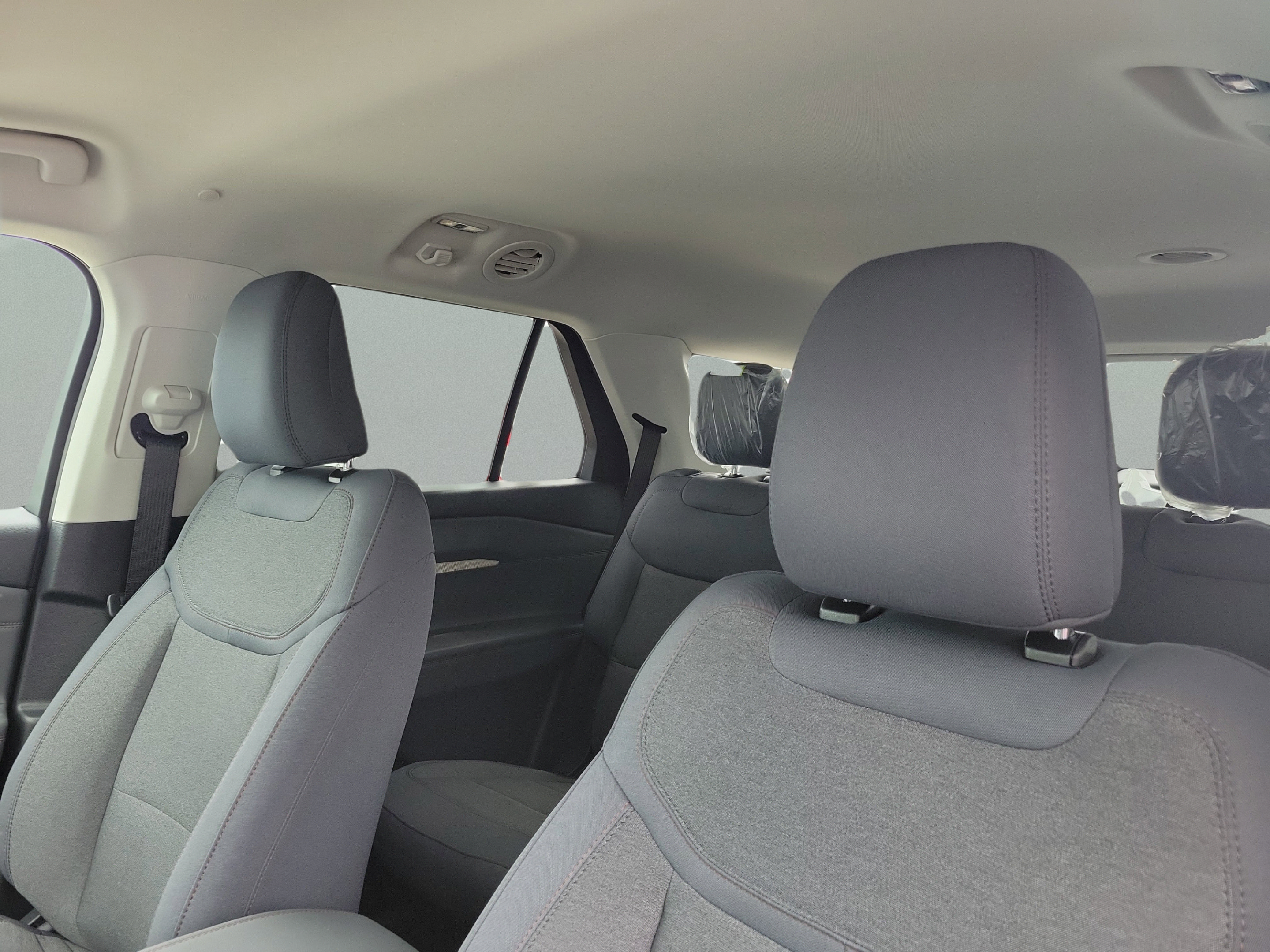 New 2026 Ford Explorer Active RWD image 18