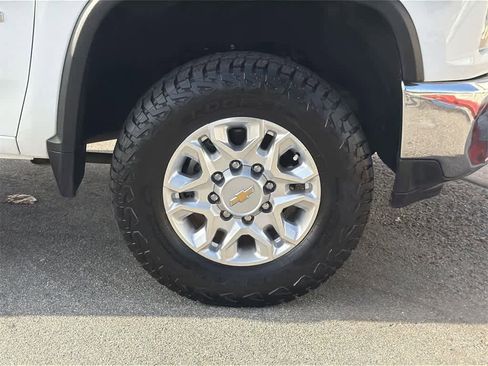 Used 2022 Chevrolet Silverado 2500 LT w/ Fleet Comfort Package image 42