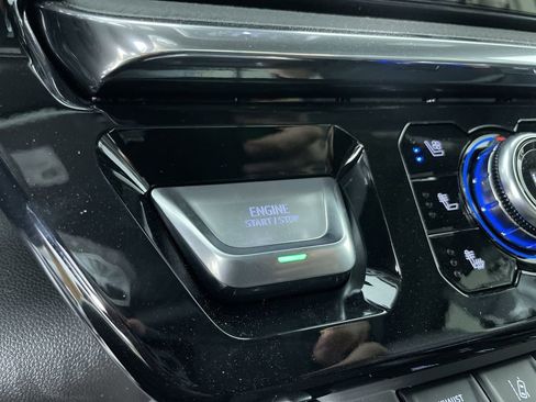 New 2025 GMC Sierra 2500 Denali image 17