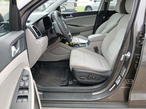 Used 2020 Hyundai Tucson SEL w/ Cargo Package image 10