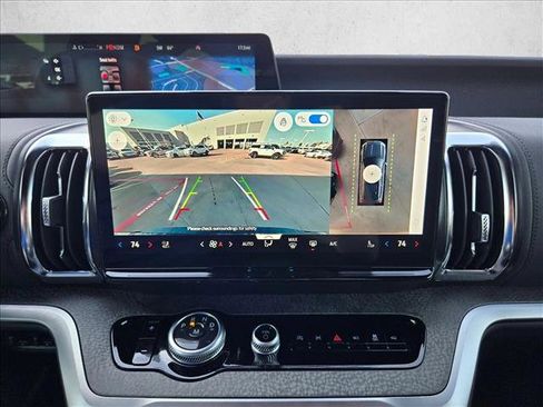 New 2026 Ford Expedition Tremor image 14