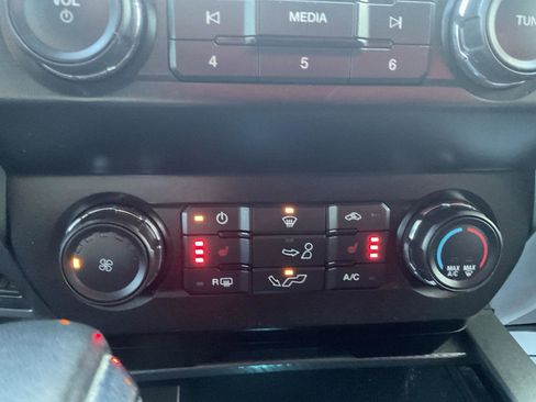 Used 2020 Ford F150 XLT w/ Equipment Group 302A Luxury AWD/4WD image 21