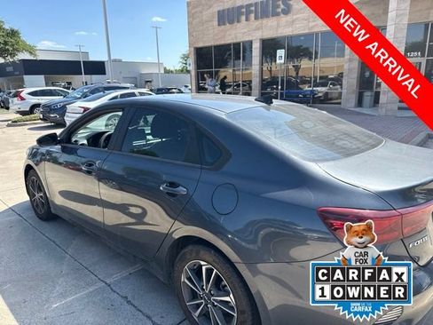 Certified 2024 Kia Forte LXS FWD image 7