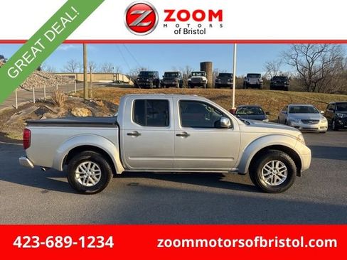 Used 2014 Nissan Frontier SV RWD image 1