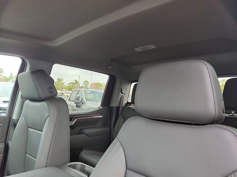 New 2026 GMC Sierra 1500 SLT w/ SLT Premium Plus Package AWD/4WD image 19