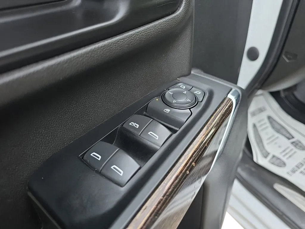 Used 2022 GMC Sierra 2500 SLE AWD/4WD image 11