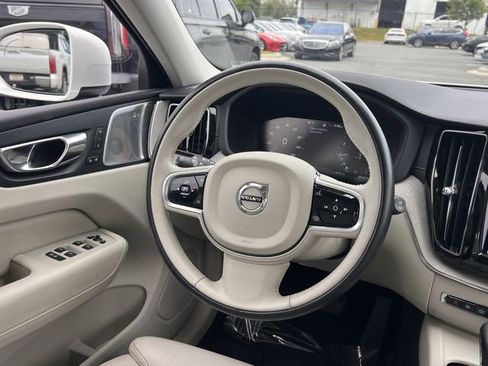 Used 2018 Volvo XC60 T5 Inscription w/ Convenience Package AWD/4WD image 17