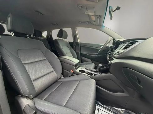 Used 2016 Hyundai Tucson SE w/ Option Group 02 FWD image 13