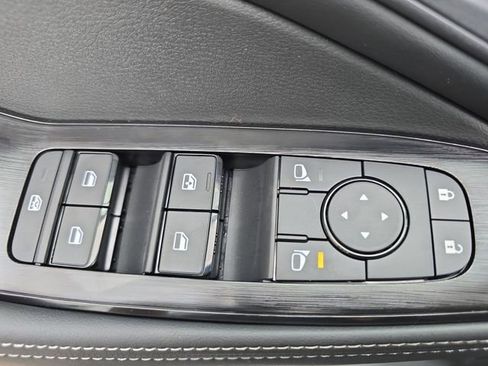 New 2026 Nissan Rogue SV image 28