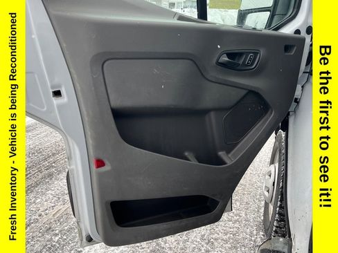 Used 2023 Ford Transit 250 Low Roof AWD w/ Exterior Upgrade Package image 10