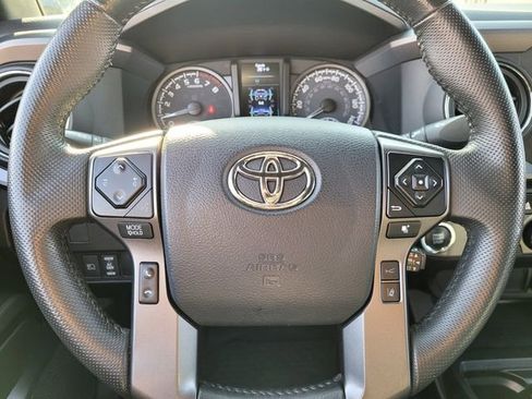 Used 2023 Toyota Tacoma TRD Off-Road image 30
