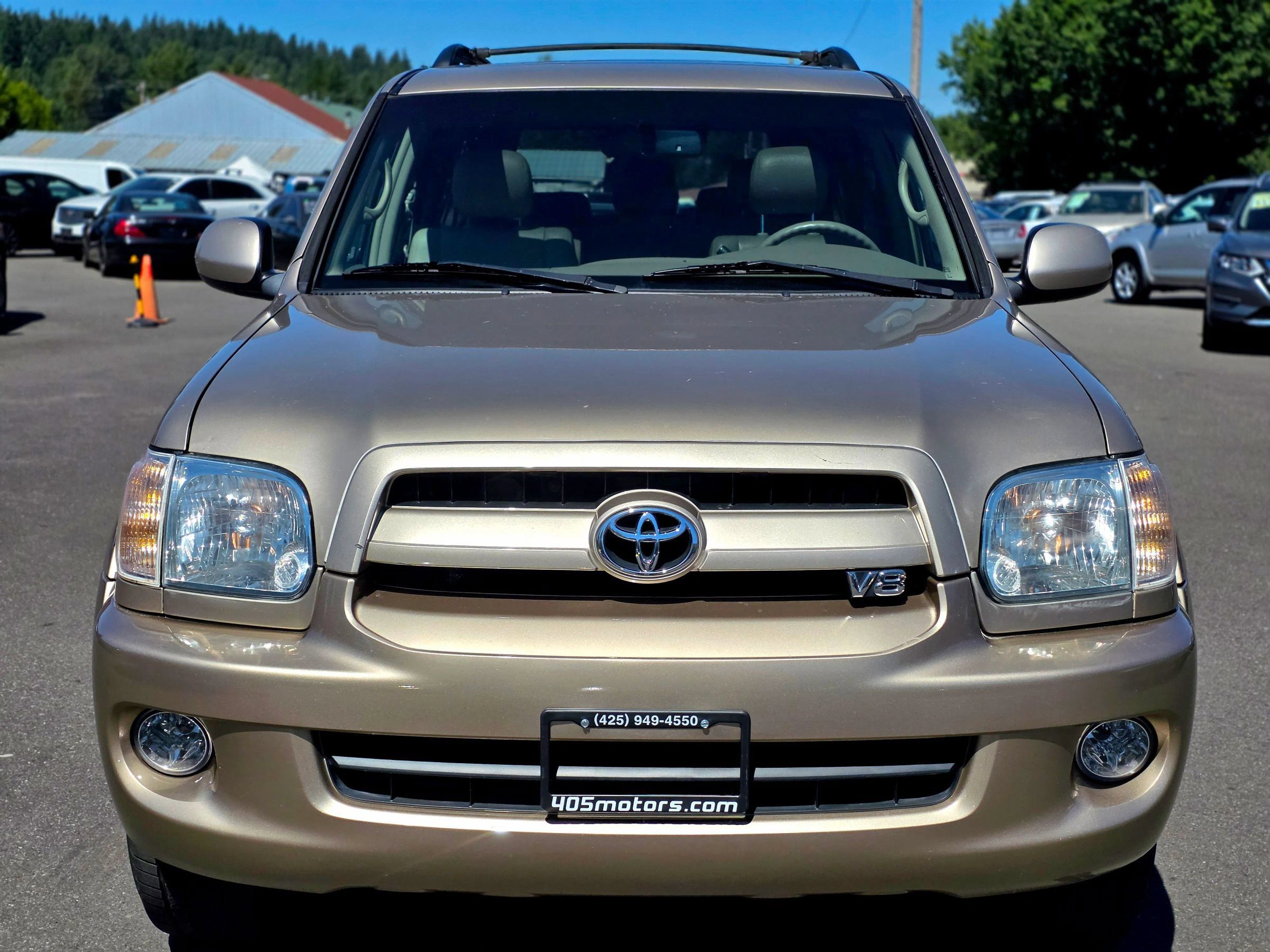 Used 2007 Toyota Sequoia SR5 AWD/4WD image 2