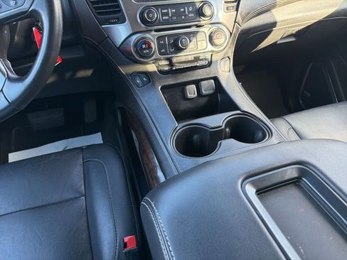 Used 2020 Chevrolet Tahoe LT image 16