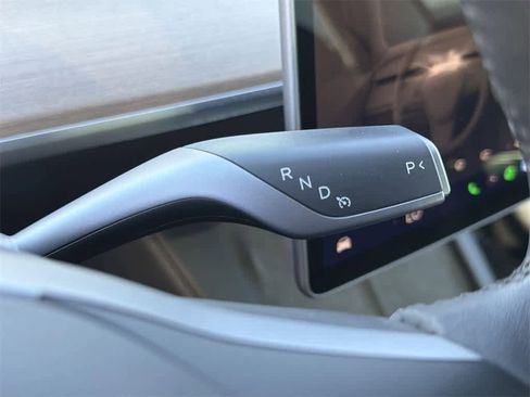 Used 2022 Tesla Model 3 Long Range image 18