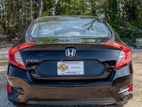Used 2017 Honda Civic LX image 4