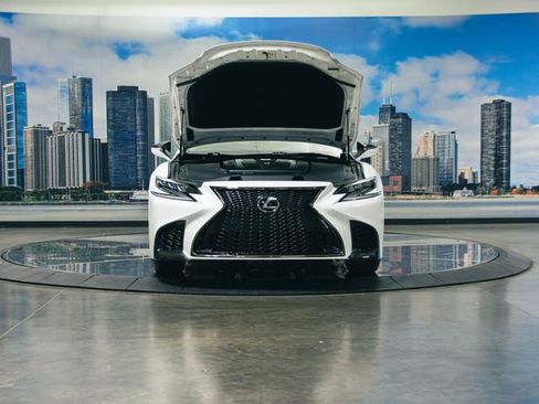 Used 2019 Lexus LS 500 F Sport w/ Accessory Package (Z2) AWD/4WD image 4