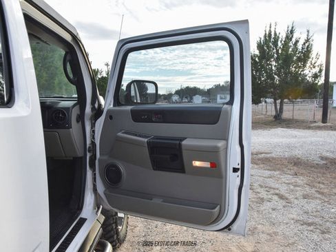 Used 2006 HUMMER H2 image 70