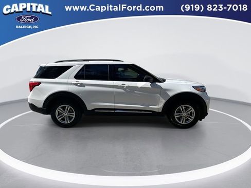 Certified 2024 Ford Explorer XLT w/ Equipment Group 202A image 9