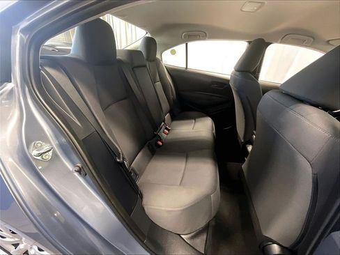Used 2025 Toyota Corolla LE FWD image 16