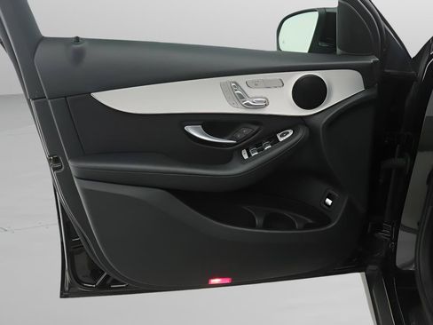 Certified 2022 Mercedes-Benz GLC 300 image 17