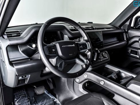 Used 2025 Land Rover Defender 110 S AWD/4WD image 17