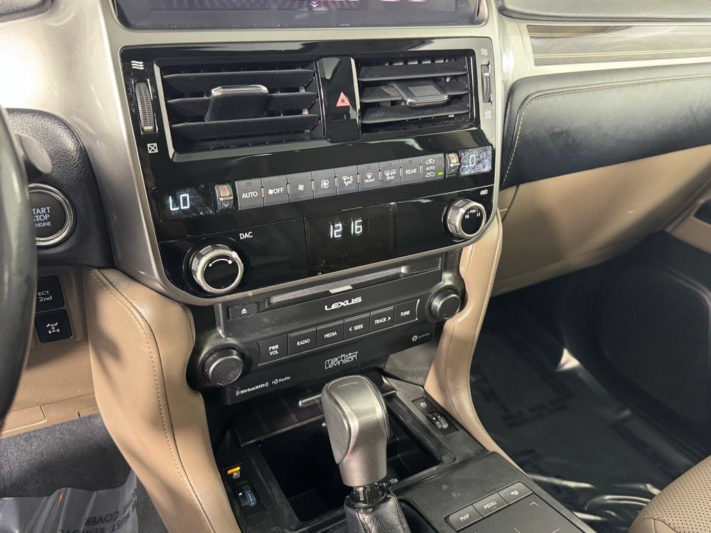 Used 2023 Lexus GX 460 Premium AWD/4WD image 28