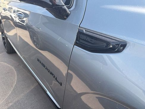 New 2026 GMC Yukon XL Denali w/ Denali Reserve Package AWD/4WD image 6