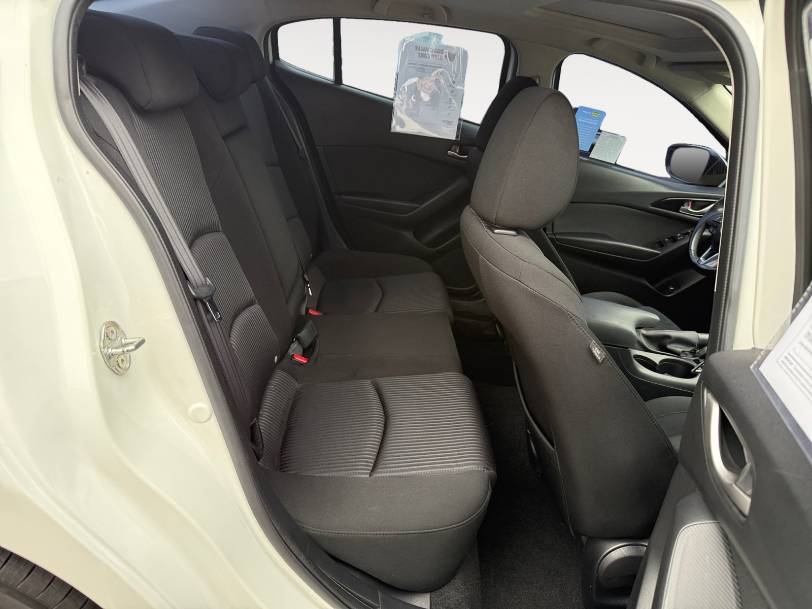 Used 2016 MAZDA MAZDA3 i Touring FWD image 18