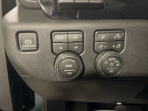 New 2026 Chevrolet Silverado 2500 ZR2 image 26