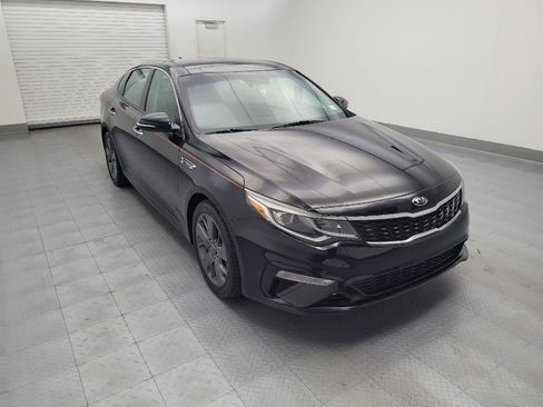Used 2020 Kia Optima S w/ S Panoramic Sunroof Package FWD image 13
