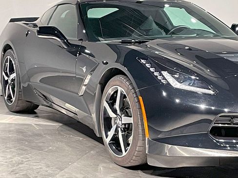 Used 2015 Chevrolet Corvette Stingray Coupe w/ 2LT Preferred Equipment Group image 15